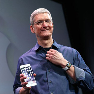 tim-cook-iphone-6-watch