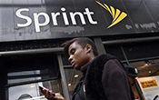 2012-10-18T120710Z_2_CBRE89H0UDB00_RTROPTP_2_SPRINT-SOFTBANK