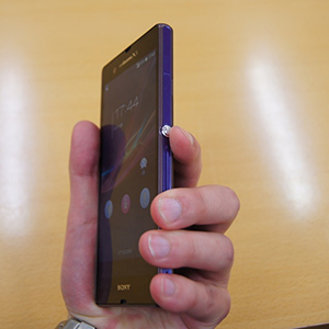 130122xperia-z_button02